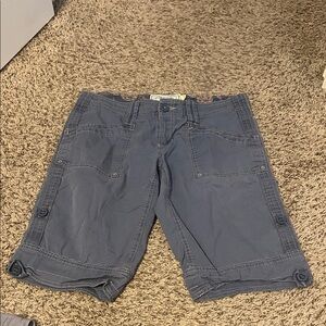 Women’s Y2K/Early 2000’s Blue Bermuda Style Shorts Size 2 - Organic Cotton